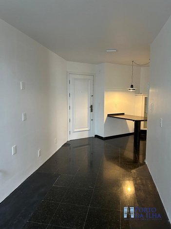 apartment em Desembargador Urbano Salles, Centro - Florianópolis - SC