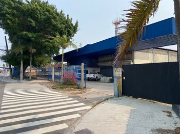 industrial em Avenida Deputado Diomício Freitas, Carianos - Florianópolis - SC
