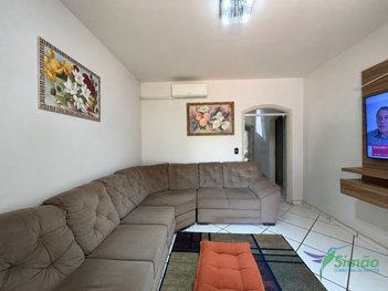 house em Rua Laranjeiras, Centro - Nova Londrina - PR