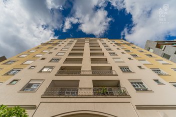 apartment em Rua Desembargador Motta, Centro - Curitiba - PR