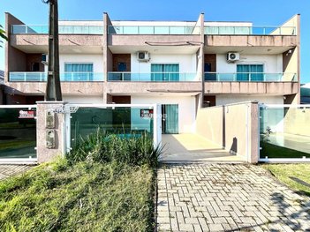 house em Rua Tomazina, Centro - Guaratuba - PR