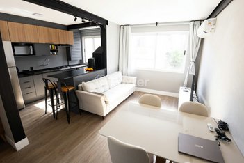 apartment em Rua Valparaíso, Jardim Botânico - Porto Alegre - RS