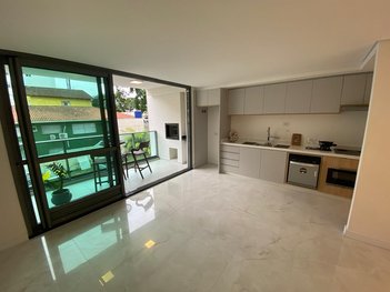 apartment em Rua Visconde do Rio Branco, Mercês - Curitiba - PR