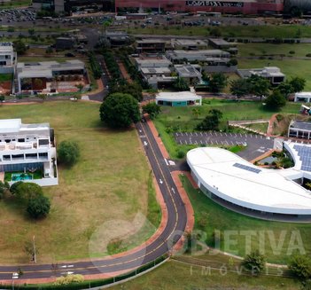 land_lot em Avenida Paulo Gracindo, Gávea - Uberlândia - MG