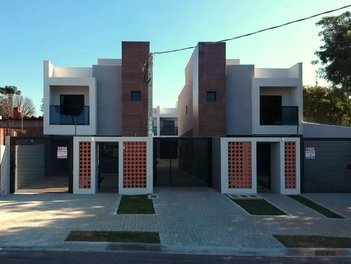 house em Rua Mato Grosso, Guaíra - Curitiba - PR