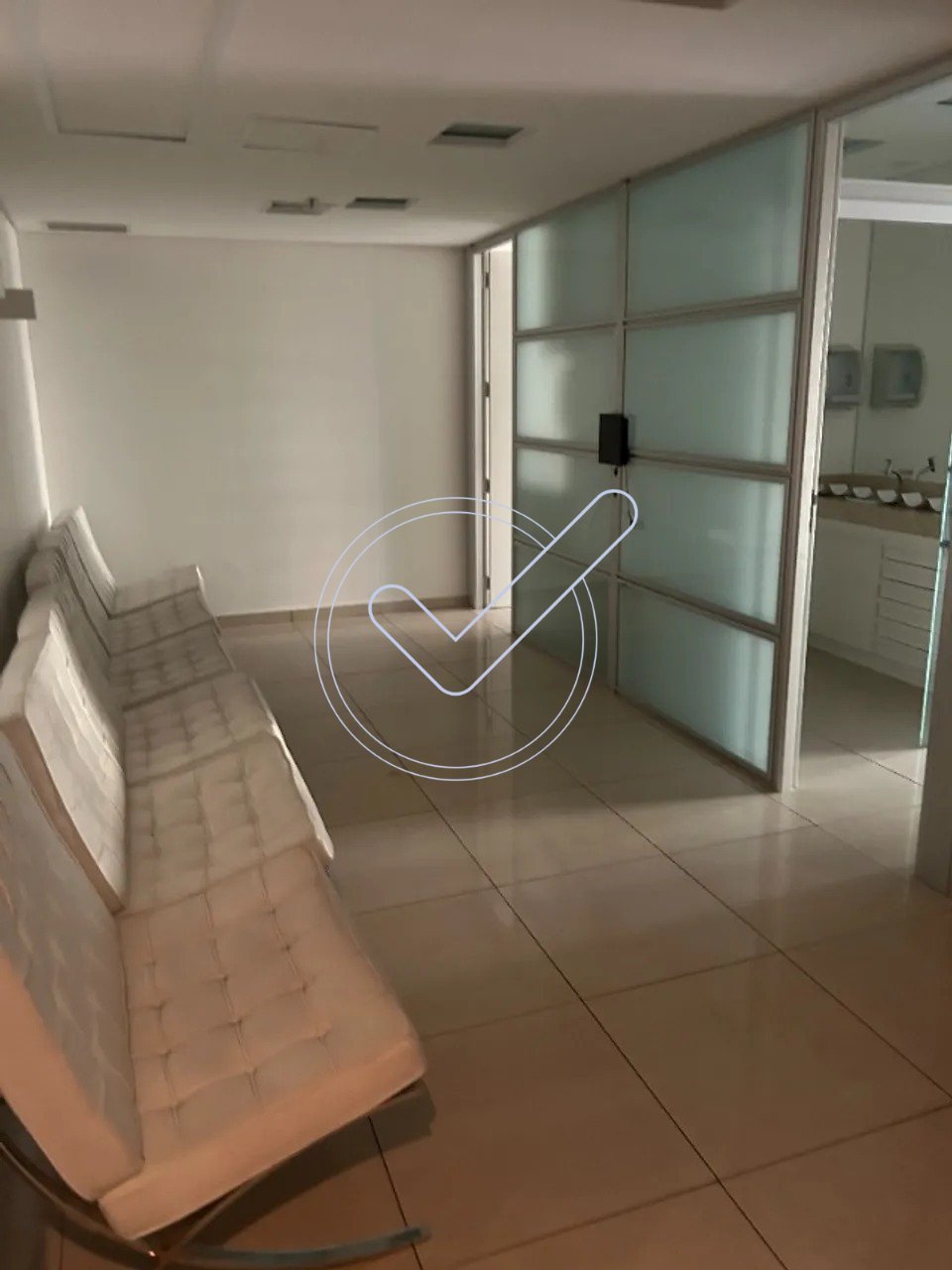 WhatsApp Image 2025-04-06 at 09.52