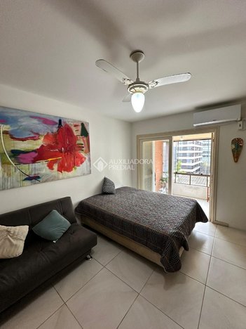 apartment em Rua Alexandrino de Alencar, Torres - Torres - RS