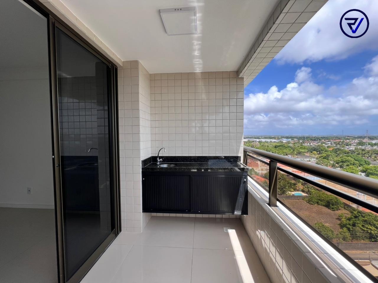 621783b6-0fbf-4897-aa5e-0f291db90f07