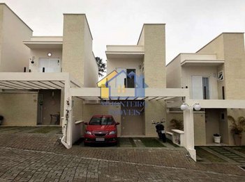 house em Estrada Municipal Walter Steurer, Chácara Pavoeiro - Cotia - SP