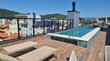 apartment em Rua dos Polvos, Jurerê - Florianópolis - SC