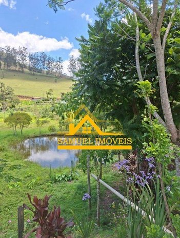 agricultural em Rua Coronel Evaristo, Centro - Congonhal - MG