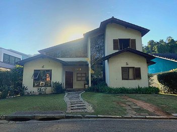 house em Estrada Carlos Antônio Pereira de Castro, Pitas - Cotia - SP