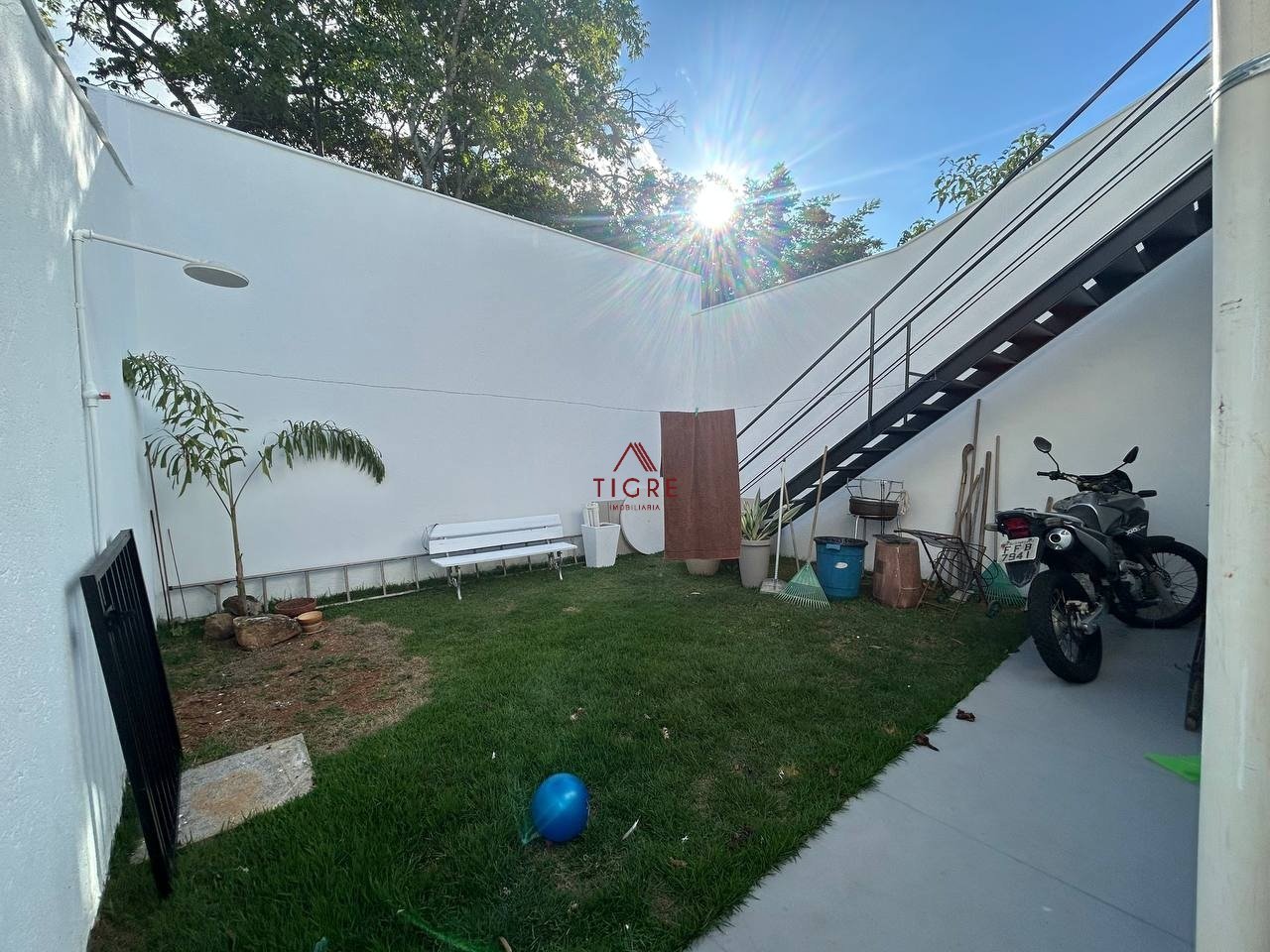 WhatsApp Image 2025-05-15 at 08.51