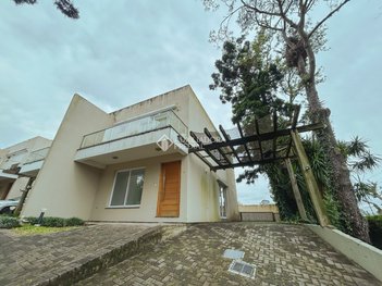 house em Rua Jacundá, Guarujá - Porto Alegre - RS