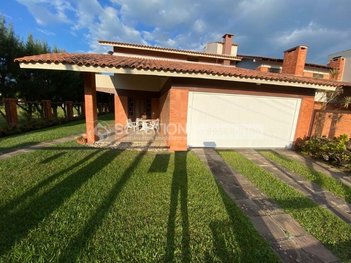 house em Rua Rio Negro, Centro - Xangri-Lá - RS