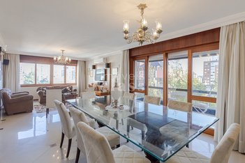 apartment em Rua Felicíssimo de Azevedo, Auxiliadora - Porto Alegre - RS