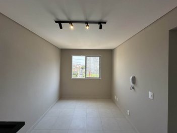 apartment em Rua Edvard Carmilo, Jardim Celeste - São Paulo - SP