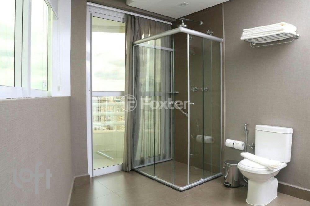 2hotel.jpg