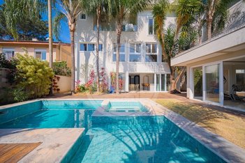 house em Avenida Sagitário, Sítio Tamboré Alphaville - Barueri - SP