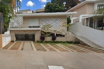 commercial_building em Avenida Pacaembu, Pacaembu - São Paulo - SP