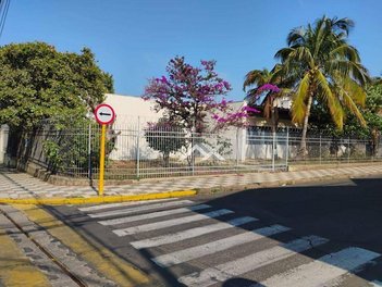 house em Rua Xingu, Alto Higienópolis - Bauru - SP