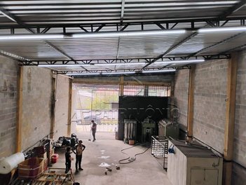 industrial em Rua Sara Vieira Campos, Jardim Daniel Antônio - Votorantim - SP