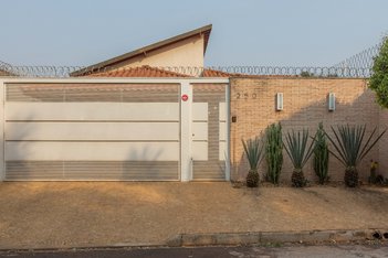 house em Rua Thales Bento Ferreira, Residencial São Judas Tadeu - Jaboticabal - SP