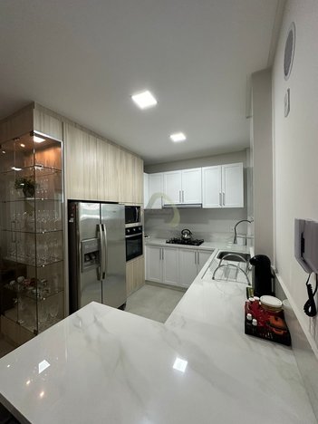 apartment em Rua 254 A, Meia Praia - Itapema - SC