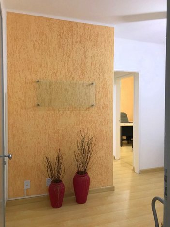 commercial_building em Piratinino de Almeida, Centro - Pelotas - RS