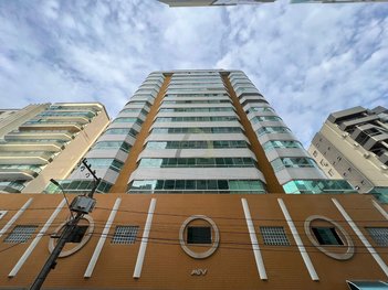 apartment em Rua 208, Meia Praia - Itapema - SC