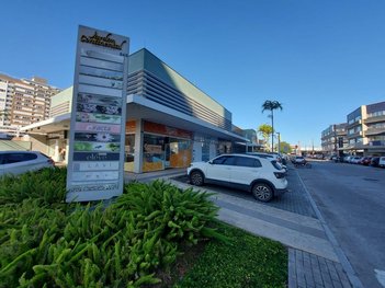 business em Rua Dinarte Domingues, Kobrasol - São José - SC