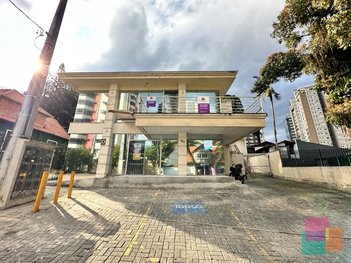 commercial_building em Rua Otto Boehm, América - Joinville - SC