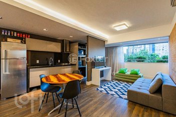 apartment em Avenida Luiz Manoel Gonzaga, Três Figueiras - Porto Alegre - RS