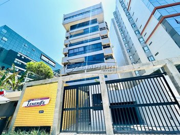apartment em Avenida Doutor Antônio Gouveia, Pajuçara - Maceió - AL