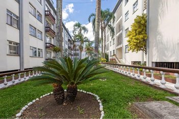 apartment em Rua Carlos Dietzsch, Portão - Curitiba - PR