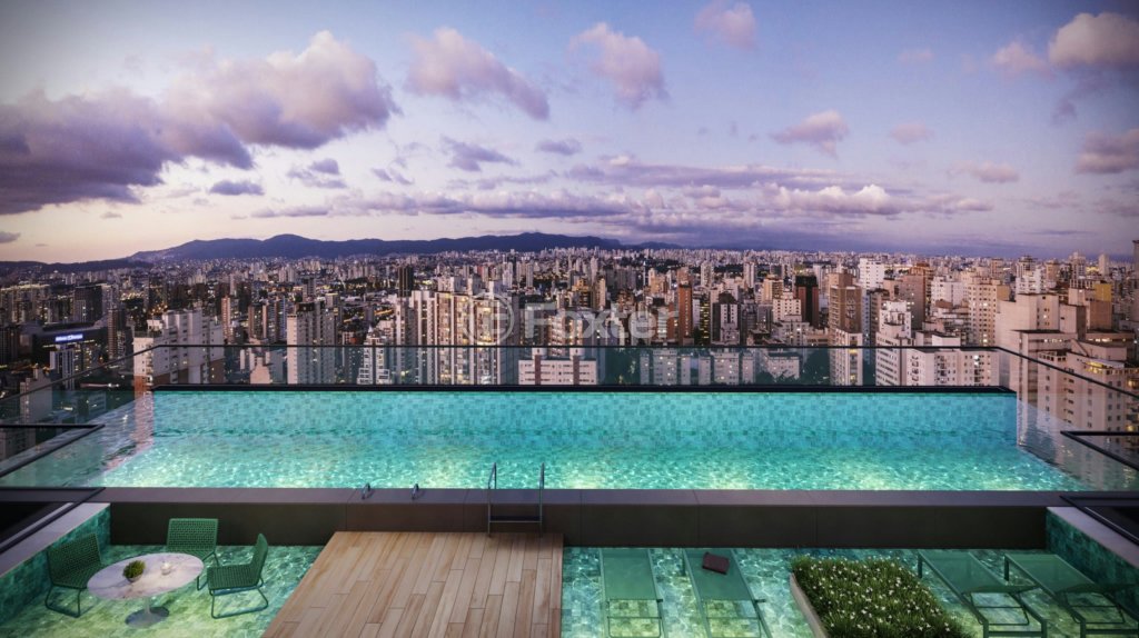 piscina-com-vista-panoramica-da-cidade