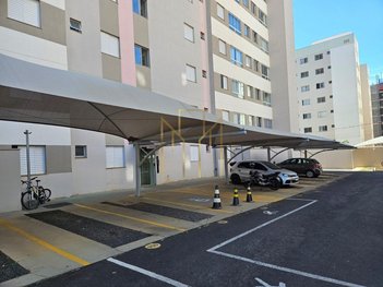 apartment em Rua Castela, Laranjeiras - Uberlândia - MG
