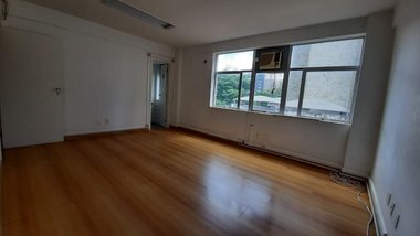 office em Avenida do Contorno, São José - Uberaba - MG