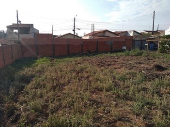 house em Rua Delilá Cintra Nepomuceno, Loteamento Jardim Eldorado - Botucatu - SP