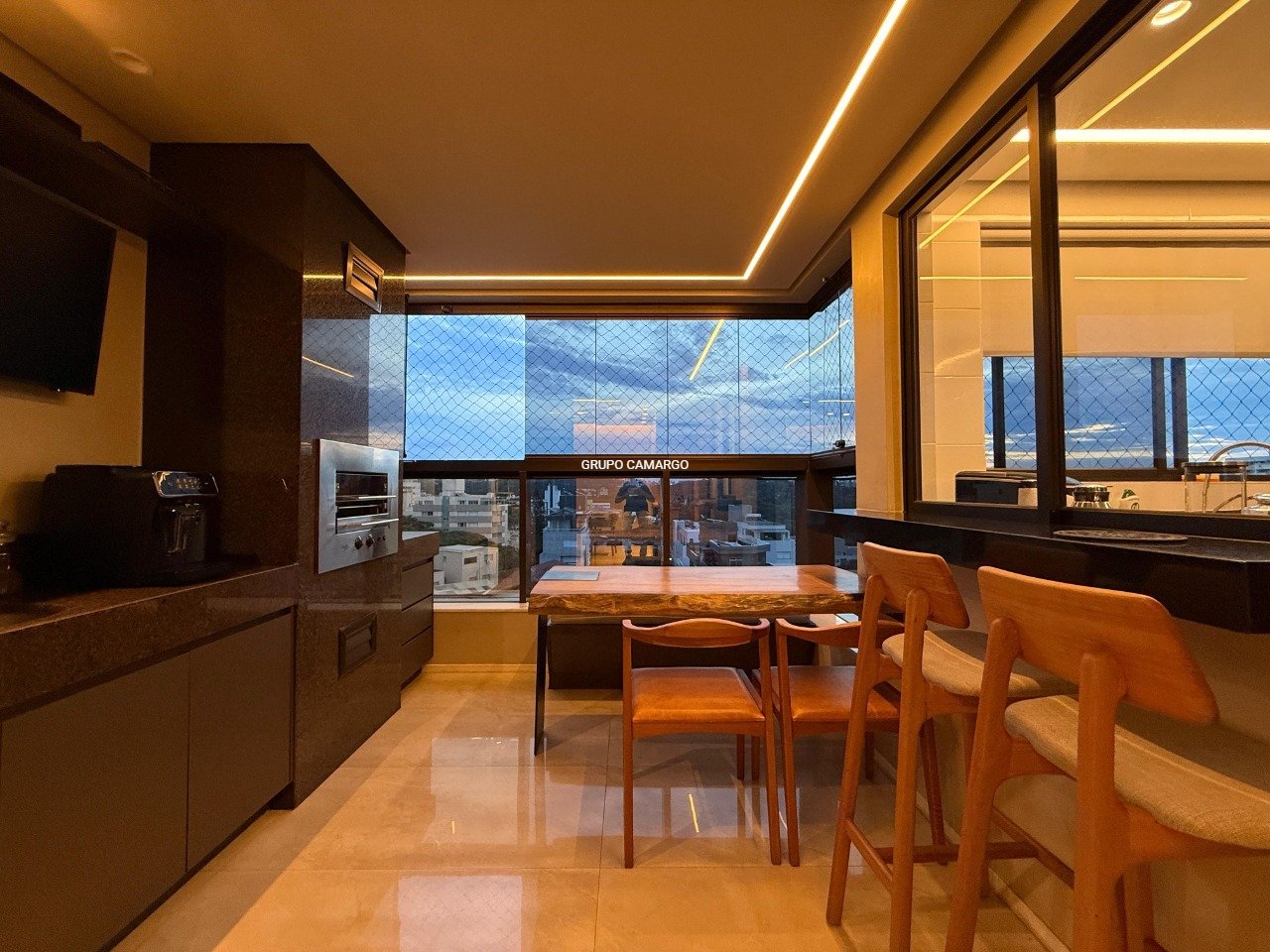 Apartamento com 3 quartos — Liberdade, Belo Horizonte