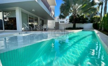 house em Rua dos Carapanás, Jurerê Internacional - Florianópolis - SC