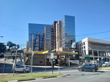 office em Avenida José de Sousa Campos, Cambuí - Campinas - SP