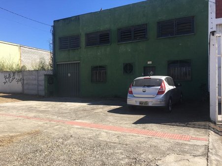 Cômodo Condomínio