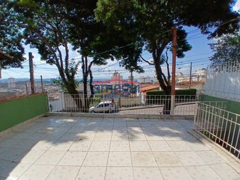 house em Rua Vicentina, Centro - Jacareí - SP