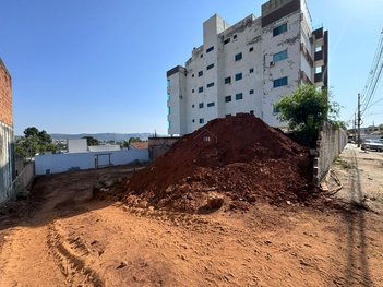 land_lot em Rua José Ferreira Mendes, Iporanga - Sete Lagoas - MG