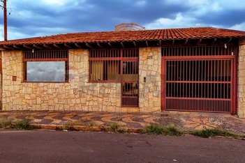 house em Rua Doutor Luiz Nougues, Jardim Nossa Senhora de Fátima - Araras - SP