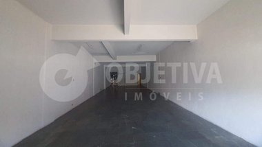 business em Avenida Floriano Peixoto, Centro - Uberlândia - MG