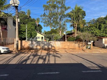 house em Rua Quatorze de Julho, São Francisco - Campo Grande - MS