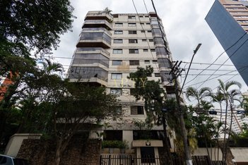 apartment em Avenida Chibarás, Moema - São Paulo - SP