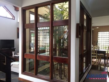 house em Avenida Moriaki Ueno, Cidade Jardim - Jacareí - SP